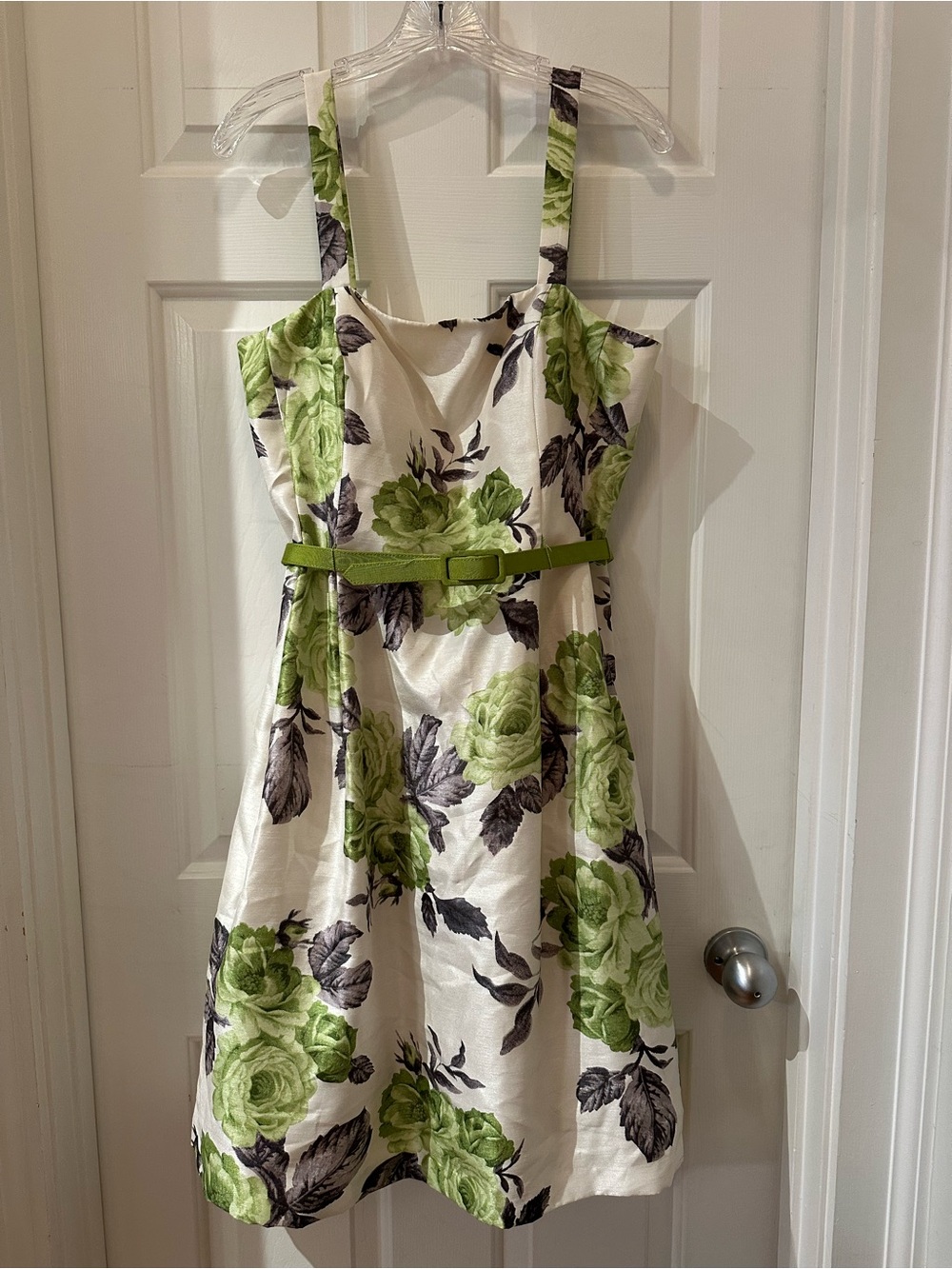Jessica Howard Cream Midi Fit and Flare Dress with Green Rose Print